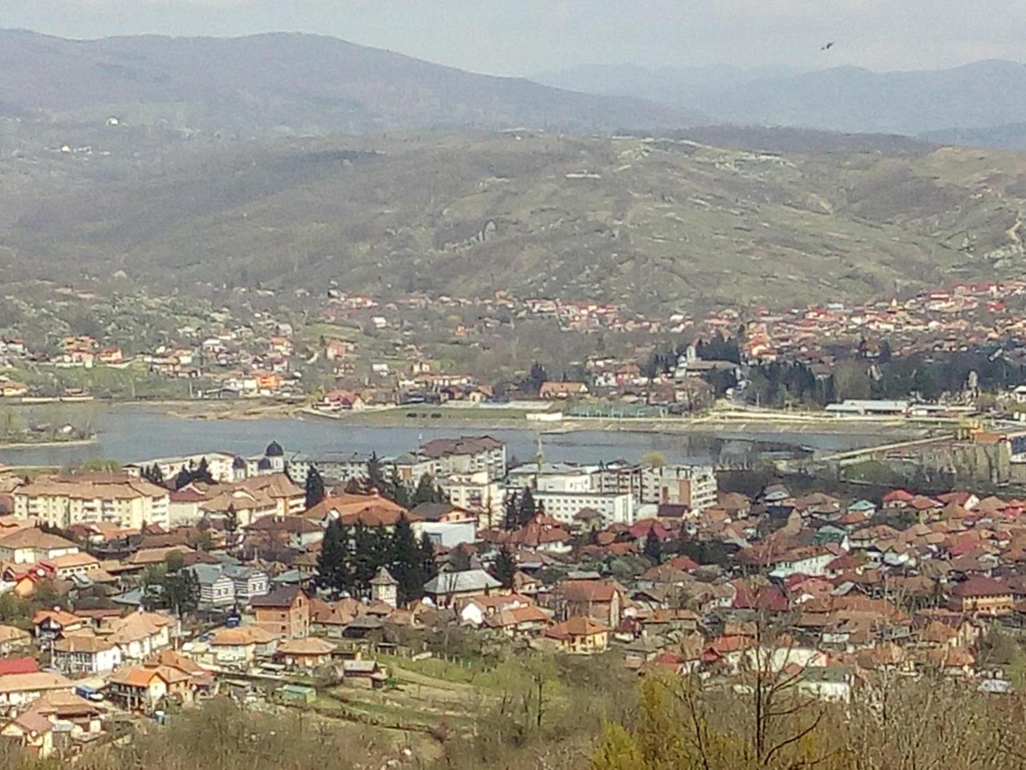 Pensiunea Adeluta Călimăneşti Εξωτερικό φωτογραφία